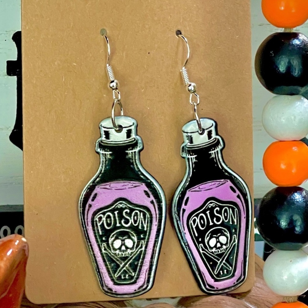 Halloween NEW Poison Bottle Boutique Earrings